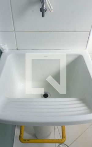 Apartamento para alugar com 50m², 2 quartos e 1 vaga Apartamento para alugar com 50m², 2 quartos e 1 vagaCozinha e Área de Serviço