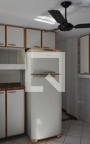 Apartamento para alugar com 120m², 2 quartos e 2 vagas Apartamento para alugar com 120m², 2 quartos e 2 vagasCozinha