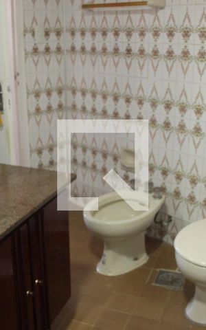 Apartamento à venda com 145m², 2 quartos e 1 vagaBanheiro 