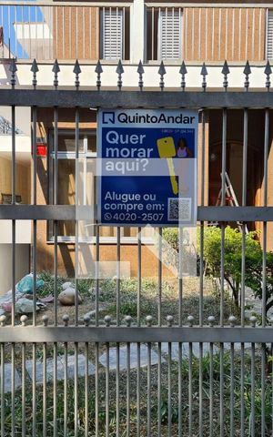 Casa à venda com 450m², 5 quartos e 4 vagasFachada