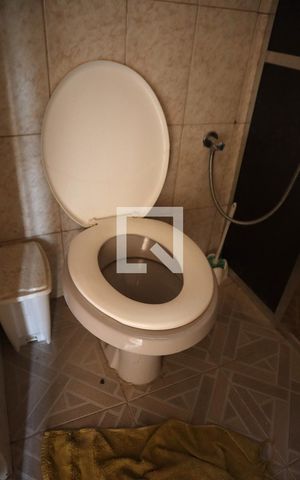 Casa para alugar com 60m², 1 quarto e sem vagaBanheiro