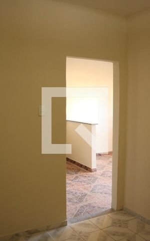 Casa para alugar com 60m², 1 quarto e sem vagaQuarto
