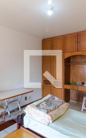Casa para alugar com 660m², 4 quartos e 4 vagas Casa para alugar com 660m², 4 quartos e 4 vagasSuíte 3