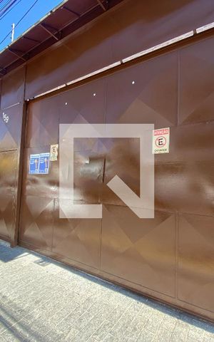 Casa para alugar com 220m², 3 quartos e 4 vagasFachada