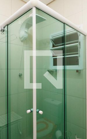 Casa para alugar com 220m², 3 quartos e 4 vagasBanheiro Social