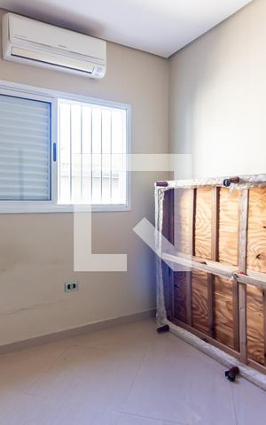 Casa para alugar com 347m², 4 quartos e 5 vagas Casa para alugar com 347m², 4 quartos e 5 vagasSuíte 2