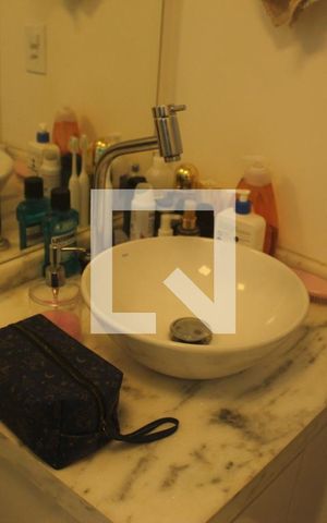 Apartamento à venda com 70m², 2 quartos e 1 vagaBanheiro