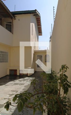 Casa para alugar com 173m², 4 quartos e 2 vagasQuintal