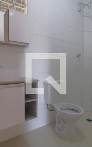 Casa para alugar com 173m², 4 quartos e 2 vagasBanheiro 1