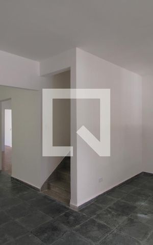 Casa para alugar com 173m², 4 quartos e 2 vagasSala