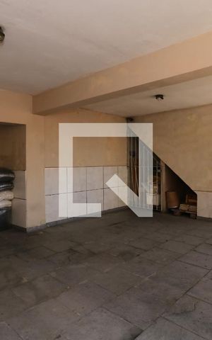 Casa à venda com 100m², 4 quartos e 2 vagasGaragem