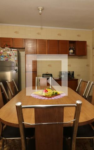 Casa à venda com 100m², 4 quartos e 2 vagasCozinha