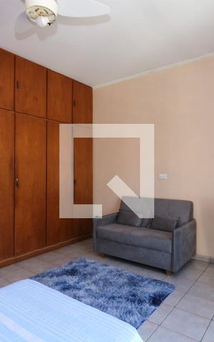 Casa à venda com 100m², 4 quartos e 2 vagasQuarto 1