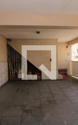 Casa à venda com 100m², 4 quartos e 2 vagasGaragem
