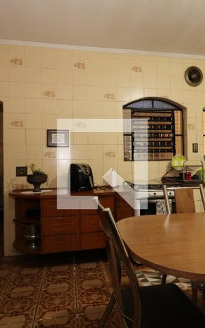 Casa à venda com 100m², 4 quartos e 2 vagasCozinha