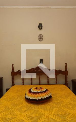 Casa à venda com 100m², 4 quartos e 2 vagasQuarto 2
