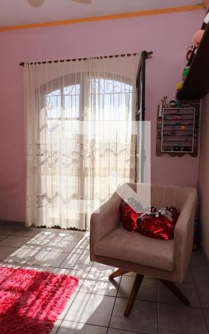 Casa à venda com 100m², 4 quartos e 2 vagasQuarto 3