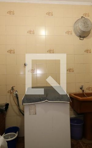 Casa à venda com 100m², 4 quartos e 2 vagasÁrea de Serviço