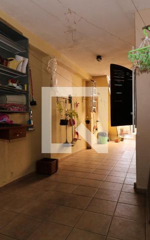 Casa à venda com 100m², 4 quartos e 2 vagasQuintal
