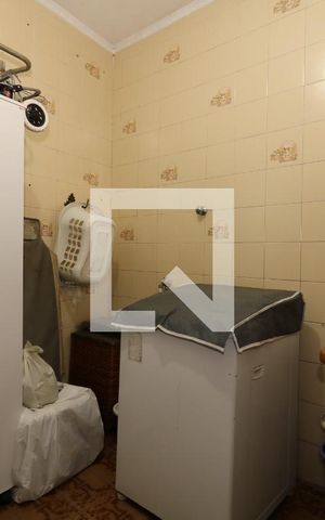 Casa à venda com 100m², 4 quartos e 2 vagasÁrea de Serviço