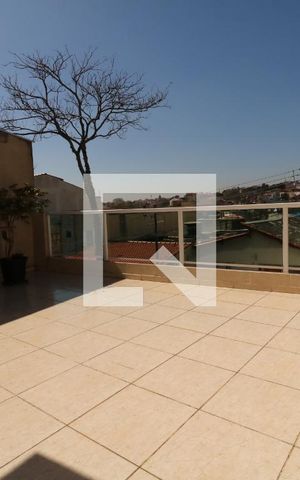 Casa à venda com 100m², 4 quartos e 2 vagasQuintal