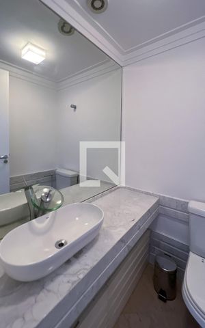 Apartamento à venda com 161m², 3 quartos e 3 vagasLavabo