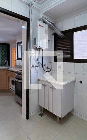 Apartamento à venda com 161m², 3 quartos e 3 vagasÁrea de Serviço