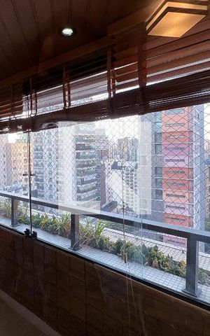 Apartamento à venda com 161m², 3 quartos e 3 vagasVaranda