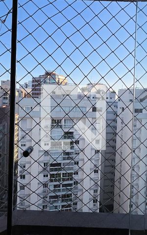 Apartamento à venda com 161m², 3 quartos e 3 vagasVista