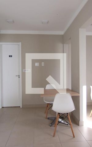 Apartamento à venda com 41m², 2 quartos e sem vagaÁrea comum