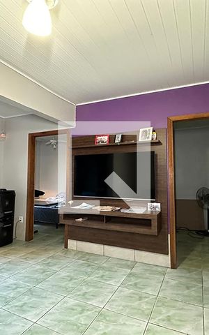 Casa à venda com 88m², 3 quartos e 2 vagasSala