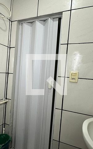 Casa à venda com 88m², 3 quartos e 2 vagasBanheiro
