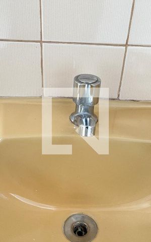 Apartamento para alugar com 54m², 2 quartos e 1 vaga Apartamento para alugar com 54m², 2 quartos e 1 vagaBanheiro