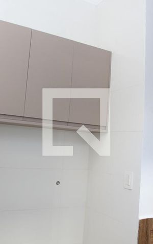 Casa para alugar com 50m², 2 quartos e 1 vagaÁrea de Serviço
