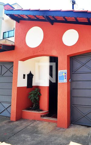 Casa à venda com 190m², 3 quartos e sem vagaFachada