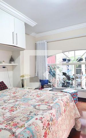 Casa à venda com 190m², 3 quartos e sem vagaSuíte 2