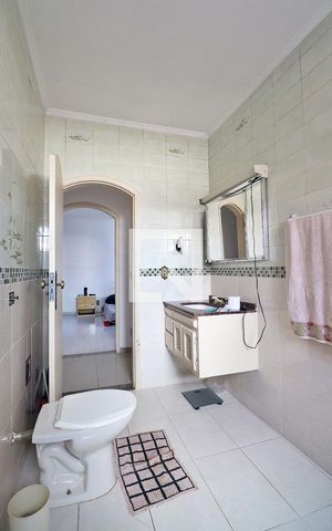 Casa à venda com 190m², 3 quartos e sem vagaCasa 2 - Banheiro social