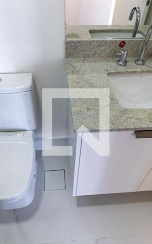 Apartamento para alugar com 65m², 2 quartos e 1 vaga Apartamento para alugar com 65m², 2 quartos e 1 vagaBanheiro Social