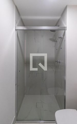 Apartamento para alugar com 65m², 2 quartos e 1 vaga Apartamento para alugar com 65m², 2 quartos e 1 vagaBanheiro Social