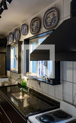 Casa à venda com 130m², 2 quartos e 1 vaga Casa à venda com 130m², 2 quartos e 1 vagaCozinha