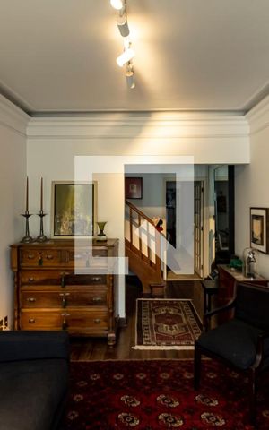 Casa à venda com 130m², 2 quartos e 1 vaga Casa à venda com 130m², 2 quartos e 1 vagaSala