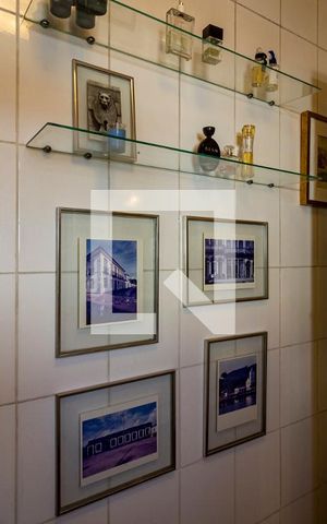Casa à venda com 130m², 2 quartos e 1 vaga Casa à venda com 130m², 2 quartos e 1 vagaBanheiro 1