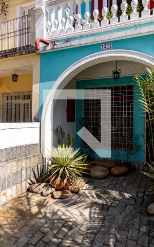 Casa à venda com 130m², 2 quartos e 1 vaga Casa à venda com 130m², 2 quartos e 1 vagaÁrea Externa