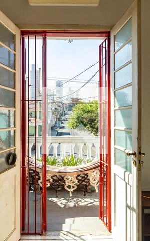 Casa à venda com 130m², 2 quartos e 1 vaga Casa à venda com 130m², 2 quartos e 1 vagaQuarto 1