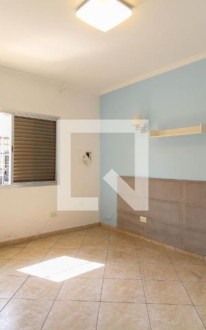Casa à venda com 130m², 3 quartos e sem vaga Casa à venda com 130m², 3 quartos e sem vagaQuarto 2