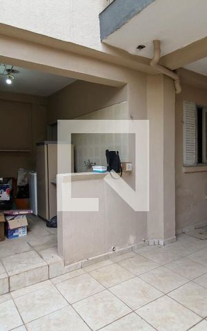Casa à venda com 130m², 3 quartos e sem vaga Casa à venda com 130m², 3 quartos e sem vagaQuintal