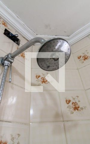 Casa à venda com 130m², 3 quartos e sem vaga Casa à venda com 130m², 3 quartos e sem vagaBanheiro Social