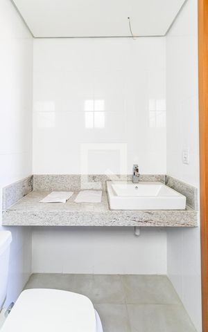 Apartamento à venda com 90m², 3 quartos e 2 vagas Apartamento à venda com 90m², 3 quartos e 2 vagasBanheiro da Suíte