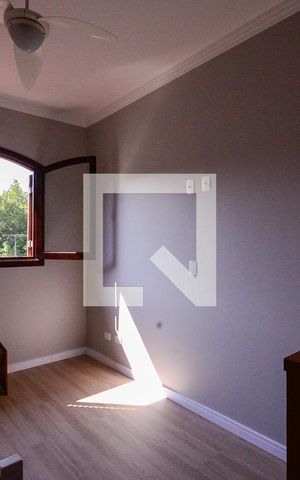 Casa à venda com 600m², 4 quartos e 3 vagas Casa à venda com 600m², 4 quartos e 3 vagasQuarto 3