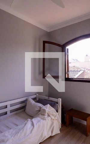 Casa à venda com 600m², 4 quartos e 3 vagas Casa à venda com 600m², 4 quartos e 3 vagasQuarto 3